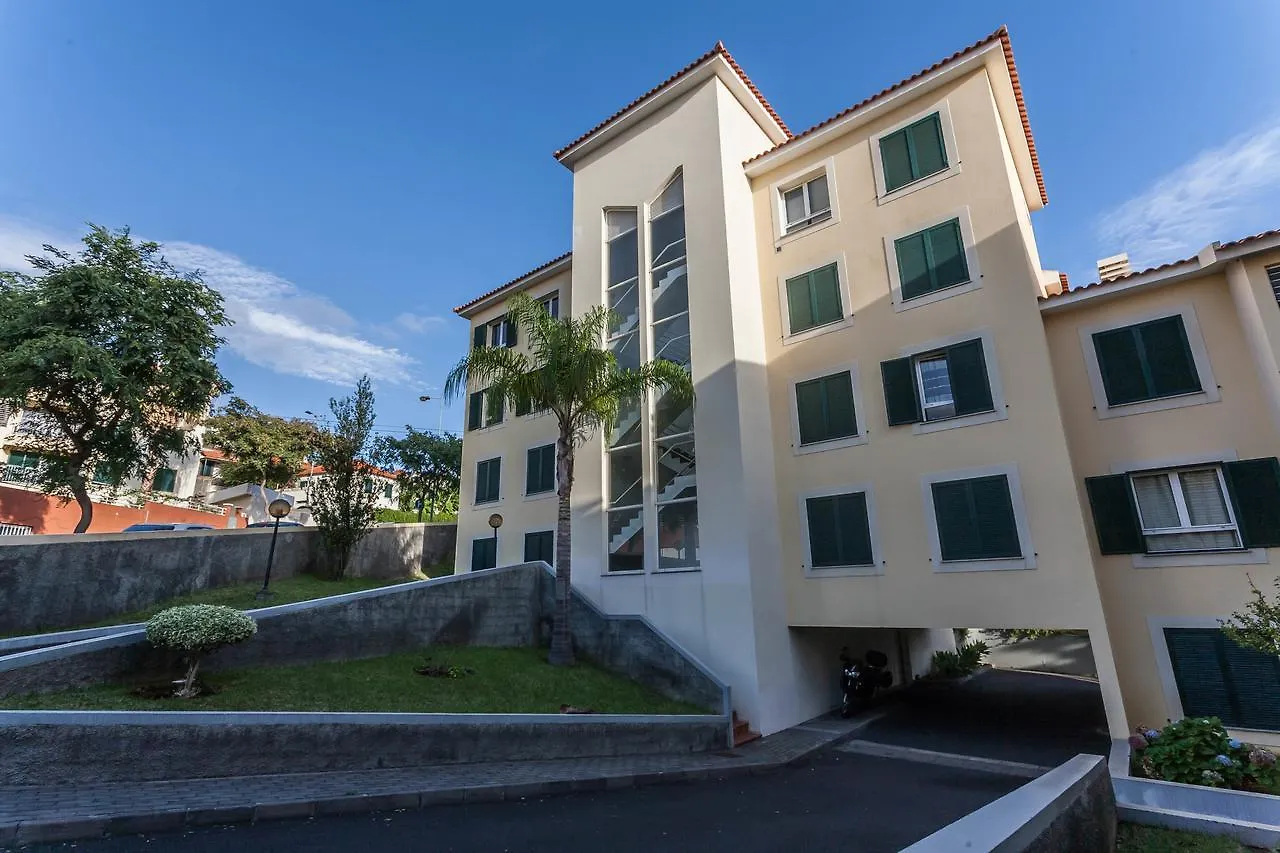 Blue Sky Apartment Funchal  0*, Funchal (Madeira)
